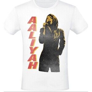 Aaliyah Singing T-shirt
